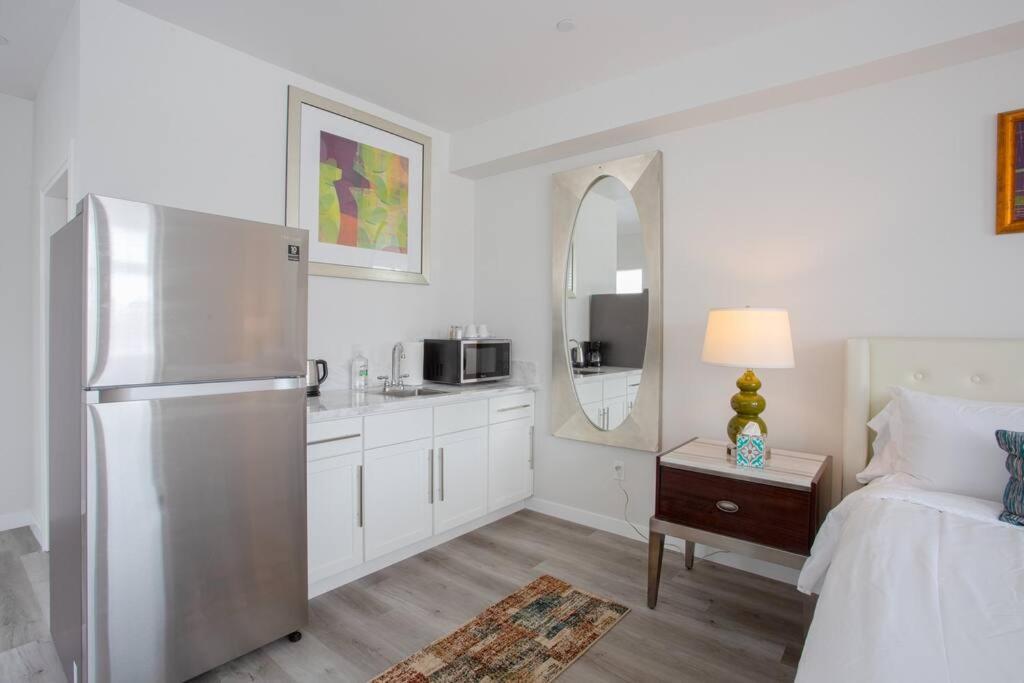 Comfy Studio With Cali King Size Mattress San Diego Esterno foto